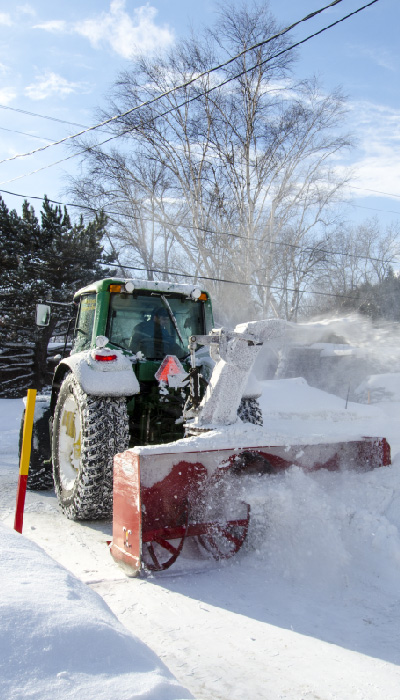 Déneigement de la toiture: conseils de sécurité